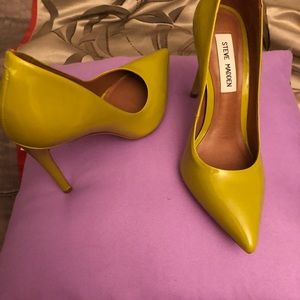STEVE MADDEN HEELS